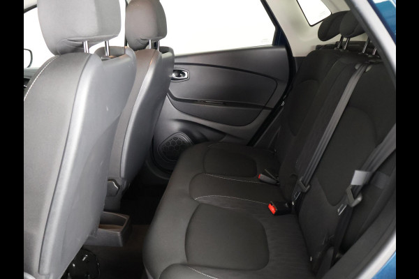 Renault Captur TCE LIMITED NAVI TREKHAAK GARANTIE TOT 6-2028* PARKEERSENSOREN ACHTER . BI-COLOR. Renault Captur TCE LIMITED NAVI TREKHAAK GARANTIE TOT 6-2028* PARKEERSENSOREN ACHTER . BI-COLOR.