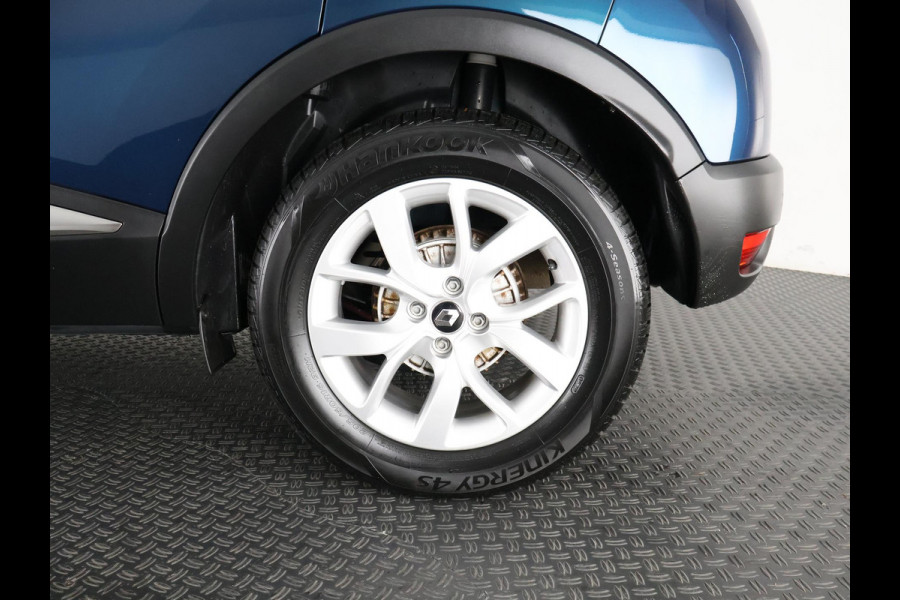 Renault Captur TCE LIMITED NAVI TREKHAAK GARANTIE TOT 6-2028* PARKEERSENSOREN ACHTER . BI-COLOR. Renault Captur TCE LIMITED NAVI TREKHAAK GARANTIE TOT 6-2028* PARKEERSENSOREN ACHTER . BI-COLOR.
