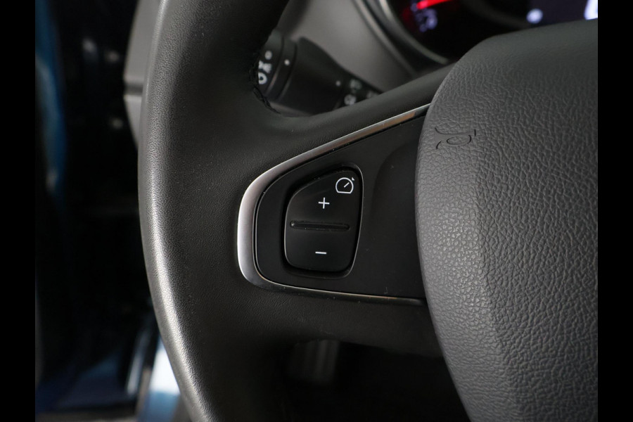 Renault Captur TCE LIMITED NAVI TREKHAAK GARANTIE TOT 6-2028* PARKEERSENSOREN ACHTER . BI-COLOR. Renault Captur TCE LIMITED NAVI TREKHAAK GARANTIE TOT 6-2028* PARKEERSENSOREN ACHTER . BI-COLOR.