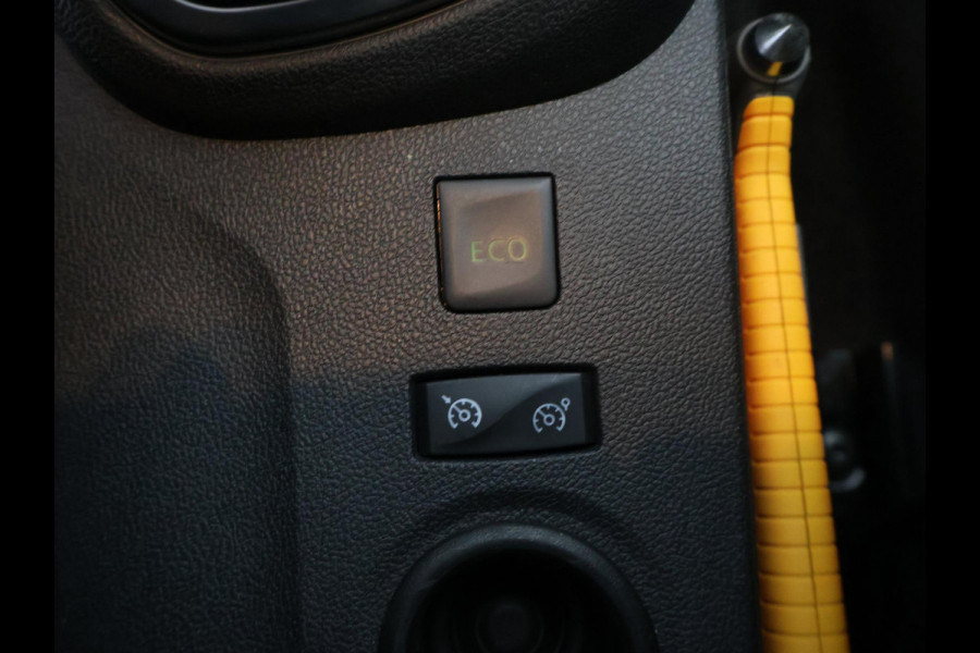 Renault Captur TCE LIMITED NAVI TREKHAAK GARANTIE TOT 6-2028* PARKEERSENSOREN ACHTER . BI-COLOR. Renault Captur TCE LIMITED NAVI TREKHAAK GARANTIE TOT 6-2028* PARKEERSENSOREN ACHTER . BI-COLOR.