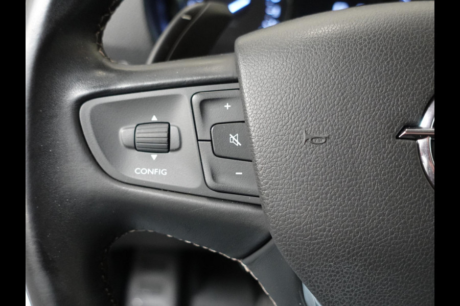 Opel Vivaro 2.0 CDTI L3H1 Dubbele Cabine Edition Automaat Airco Navi Trekhaak Apple Carplay