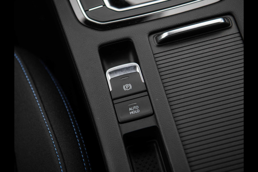 Volkswagen Passat 1.4 TSI GTE Highline | Trekhaak | 360° Camera | ACC | Dealer Onderhouden