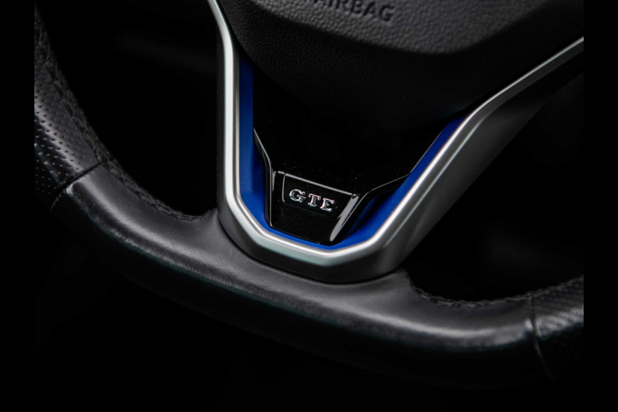 Volkswagen Passat 1.4 TSI GTE Highline | Trekhaak | 360° Camera | ACC | Dealer Onderhouden