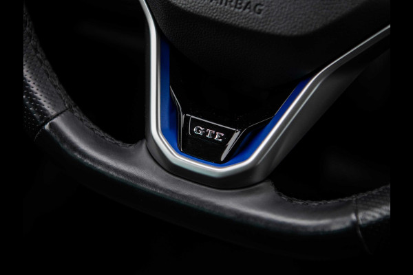 Volkswagen Passat 1.4 TSI GTE Highline | Trekhaak | 360° Camera | ACC | Dealer Onderhouden