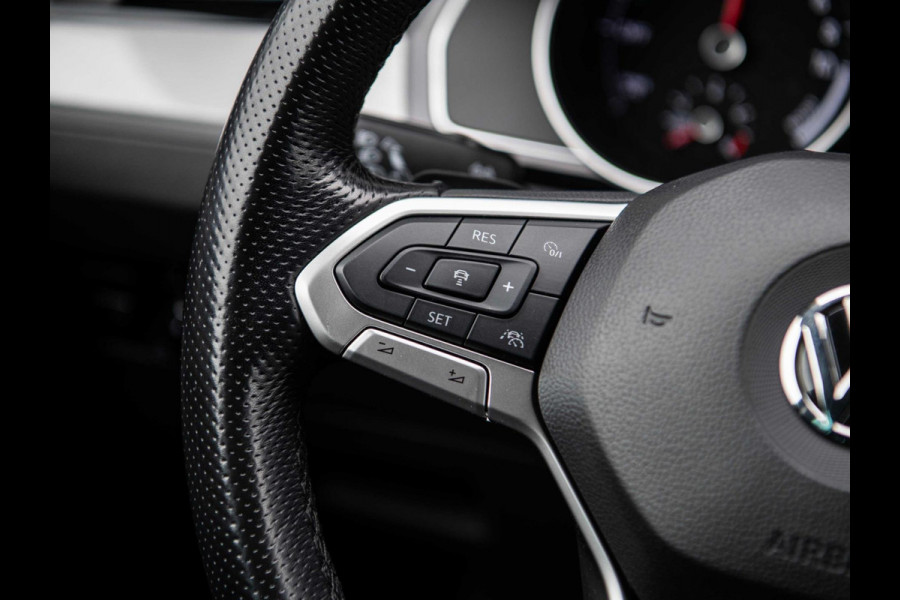 Volkswagen Passat 1.4 TSI GTE Highline | Trekhaak | 360° Camera | ACC | Dealer Onderhouden