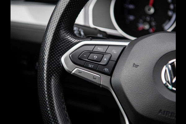 Volkswagen Passat 1.4 TSI GTE Highline | Trekhaak | 360° Camera | ACC | Dealer Onderhouden