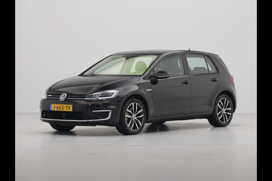 Volkswagen e-Golf E-DITION 136pk Navigatie Warmtepomp Stoelverwarming Acc Carplay 287 Volkswagen e-Golf E-DITION 136pk Navigatie Warmtepomp Stoelverwarming Acc Carplay 287