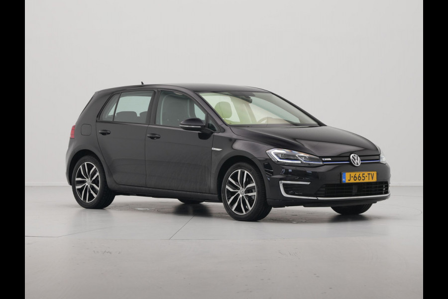Volkswagen e-Golf E-DITION 136pk Navigatie Warmtepomp Stoelverwarming Acc Carplay 287 Volkswagen e-Golf E-DITION 136pk Navigatie Warmtepomp Stoelverwarming Acc Carplay 287