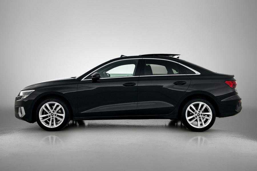 Audi A3 Limousine 30 TFSI Business edition (PANORAMADAK, ELEKT. WEGKLAPBARE TREKHAAK, SPORTSTOELEN, 1e EIGENAAR) Audi A3 Limousine 30 TFSI Business edition (PANORAMADAK, ELEKT. WEGKLAPBARE TREKHAAK, SPORTSTOELEN, 1e EIGENAAR)