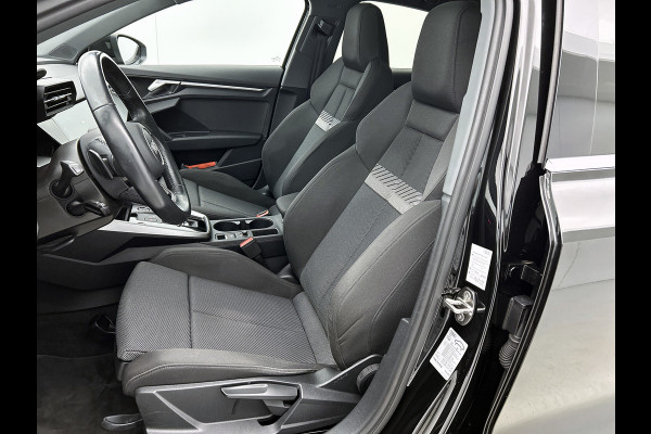 Audi A3 Limousine 30 TFSI Business edition (PANORAMADAK, ELEKT. WEGKLAPBARE TREKHAAK, SPORTSTOELEN, 1e EIGENAAR) Audi A3 Limousine 30 TFSI Business edition (PANORAMADAK, ELEKT. WEGKLAPBARE TREKHAAK, SPORTSTOELEN, 1e EIGENAAR)