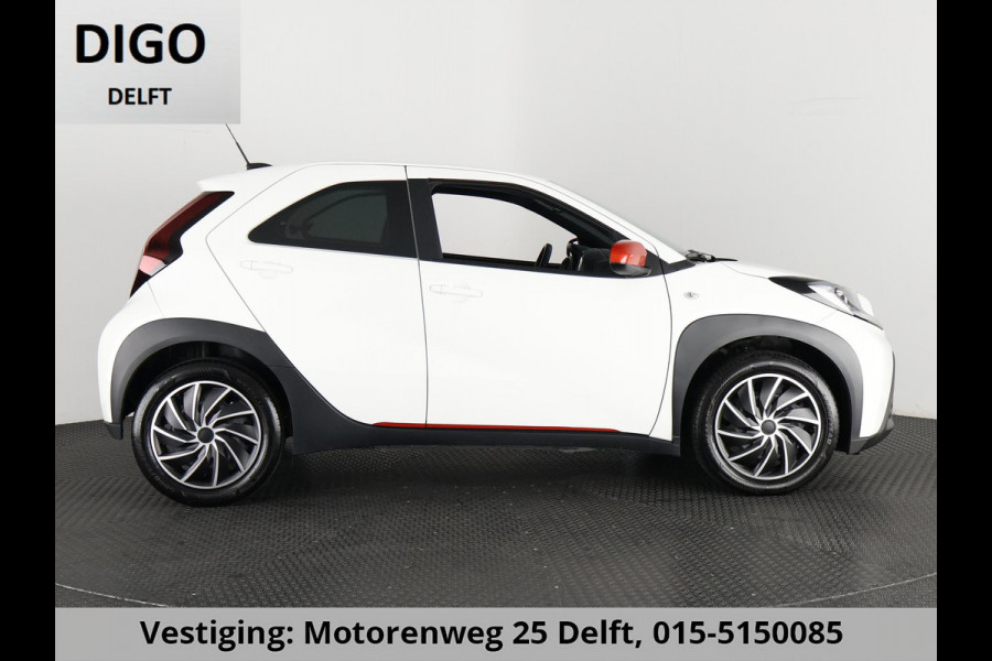 Toyota Aygo X 1.0 VVT-i PLAY SPECIAL EDITION GARANTIE 3-2034 AIRCO.CARPLAY NAVIGATIE.CAMERA ETC Toyota Aygo X 1.0 VVT-i PLAY SPECIAL EDITION GARANTIE 3-2034 AIRCO.CARPLAY NAVIGATIE.CAMERA ETC
