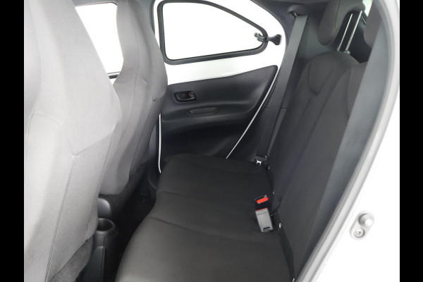 Toyota Aygo X 1.0 VVT-i PLAY SPECIAL EDITION GARANTIE 3-2034 AIRCO.CARPLAY NAVIGATIE.CAMERA ETC Toyota Aygo X 1.0 VVT-i PLAY SPECIAL EDITION GARANTIE 3-2034 AIRCO.CARPLAY NAVIGATIE.CAMERA ETC