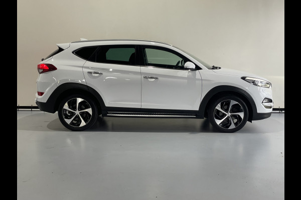 Hyundai Tucson 1.7 CRDi HP Premium Automaat / Camera / Navi / Leder / Trekhaak Hyundai Tucson 1.7 CRDi HP Premium Automaat / Camera / Navi / Leder / Trekhaak
