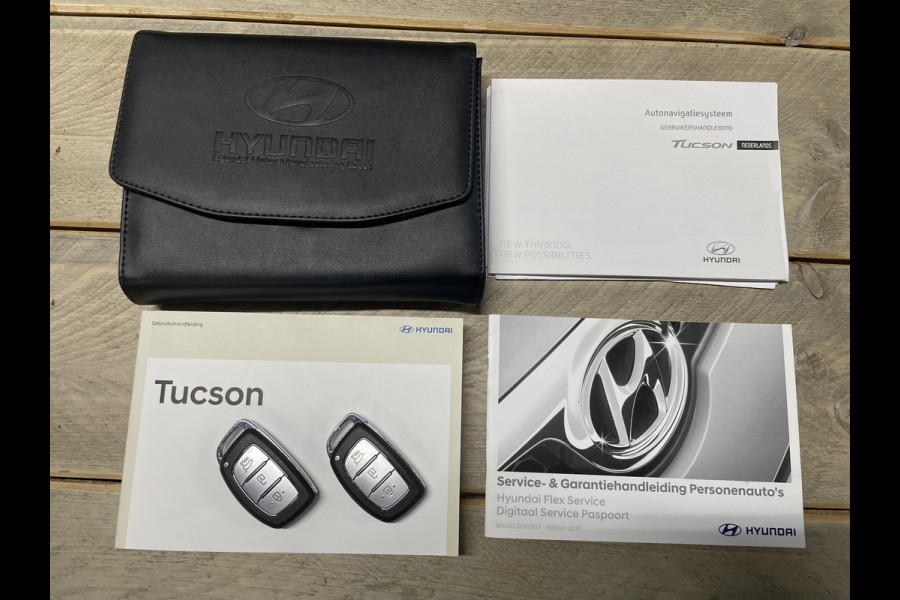 Hyundai Tucson 1.7 CRDi HP Premium Automaat / Camera / Navi / Leder / Trekhaak Hyundai Tucson 1.7 CRDi HP Premium Automaat / Camera / Navi / Leder / Trekhaak