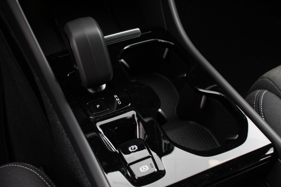Volvo XC40 1.5 T5 Plug-in hybrid Plus Dark Navigatie Climate Control Adaptive Cruise Control  18"LMV Parkeer sensoren Dab Led Volvo XC40 1.5 T5 Plug-in hybrid Plus Dark Navigatie Climate Control Adaptive Cruise Control  18"LMV Parkeer sensoren Dab Led