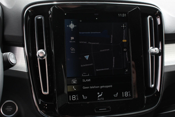 Volvo XC40 1.5 T5 Plug-in hybrid Plus Dark Navigatie Climate Control Adaptive Cruise Control  18"LMV Parkeer sensoren Dab Led Volvo XC40 1.5 T5 Plug-in hybrid Plus Dark Navigatie Climate Control Adaptive Cruise Control  18"LMV Parkeer sensoren Dab Led