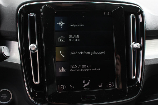 Volvo XC40 1.5 T5 Plug-in hybrid Plus Dark Navigatie Climate Control Adaptive Cruise Control  18"LMV Parkeer sensoren Dab Led Volvo XC40 1.5 T5 Plug-in hybrid Plus Dark Navigatie Climate Control Adaptive Cruise Control  18"LMV Parkeer sensoren Dab Led