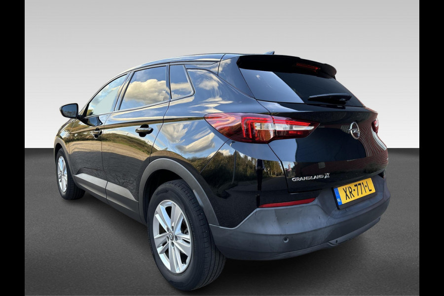 Opel Grandland X 1.2 Turbo Online Edition Opel Grandland X 1.2 Turbo Online Edition