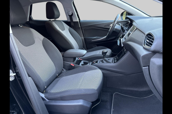 Opel Grandland X 1.2 Turbo Online Edition Opel Grandland X 1.2 Turbo Online Edition