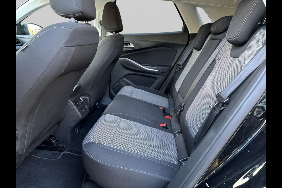 Opel Grandland X 1.2 Turbo Online Edition Opel Grandland X 1.2 Turbo Online Edition