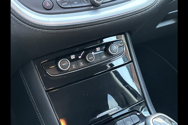 Opel Grandland X 1.2 Turbo Online Edition Opel Grandland X 1.2 Turbo Online Edition