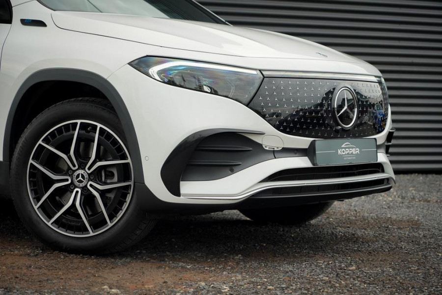 Mercedes-Benz EQA 250+ AMG Line 71 kWh / Pano / Adaptive Cruise / Stoelverwarming