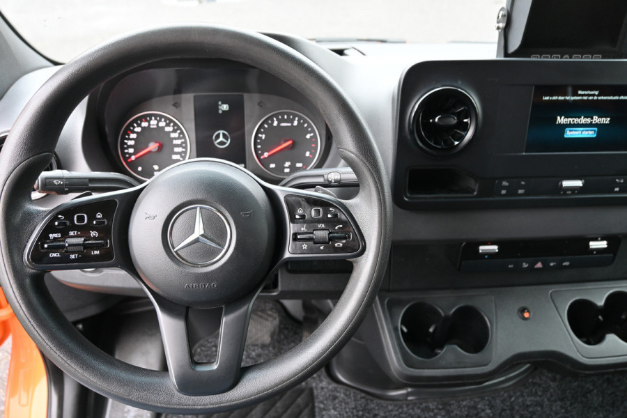 Mercedes-Benz Sprinter 519 CDI 3.0 V6 L3 Bakwagen met laadklep 3500 KG trekhaak, Dhollandia klep, Camera, Zijdeur Mercedes-Benz Sprinter 519 CDI 3.0 V6 L3 Bakwagen met laadklep 3500 KG trekhaak, Dhollandia klep, Camera, Zijdeur