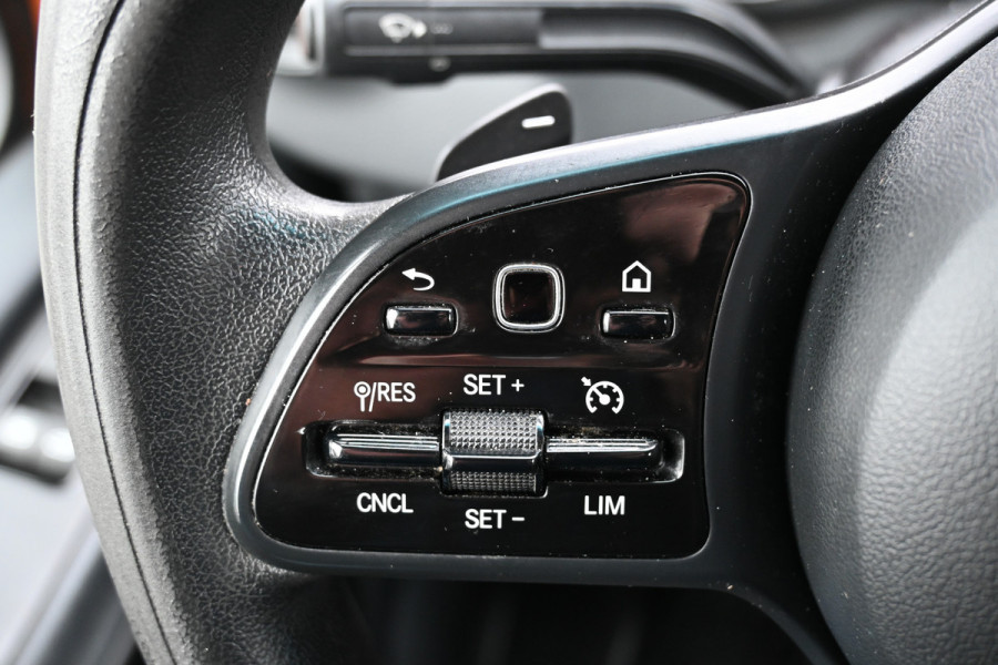 Mercedes-Benz Sprinter 519 CDI 3.0 V6 L3 Bakwagen met laadklep 3500 KG trekhaak, Dhollandia klep, Camera, Zijdeur Mercedes-Benz Sprinter 519 CDI 3.0 V6 L3 Bakwagen met laadklep 3500 KG trekhaak, Dhollandia klep, Camera, Zijdeur