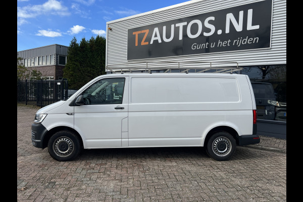 Volkswagen Transporter 2.0 TDI L2H1 Imperiaal/Navi/Trekhaak Volkswagen Transporter 2.0 TDI L2H1 Imperiaal/Navi/Trekhaak