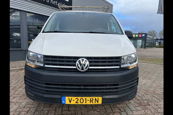 Volkswagen Transporter 2.0 TDI L2H1 Imperiaal/Navi/Trekhaak Volkswagen Transporter 2.0 TDI L2H1 Imperiaal/Navi/Trekhaak