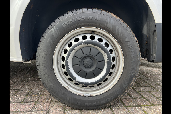 Volkswagen Transporter 2.0 TDI L2H1 Imperiaal/Navi/Trekhaak Volkswagen Transporter 2.0 TDI L2H1 Imperiaal/Navi/Trekhaak