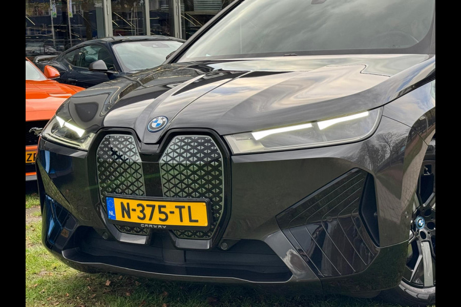BMW iX xDrive40 Executive 77 kWh NL-Auto BMW iX xDrive40 Executive 77 kWh NL-Auto