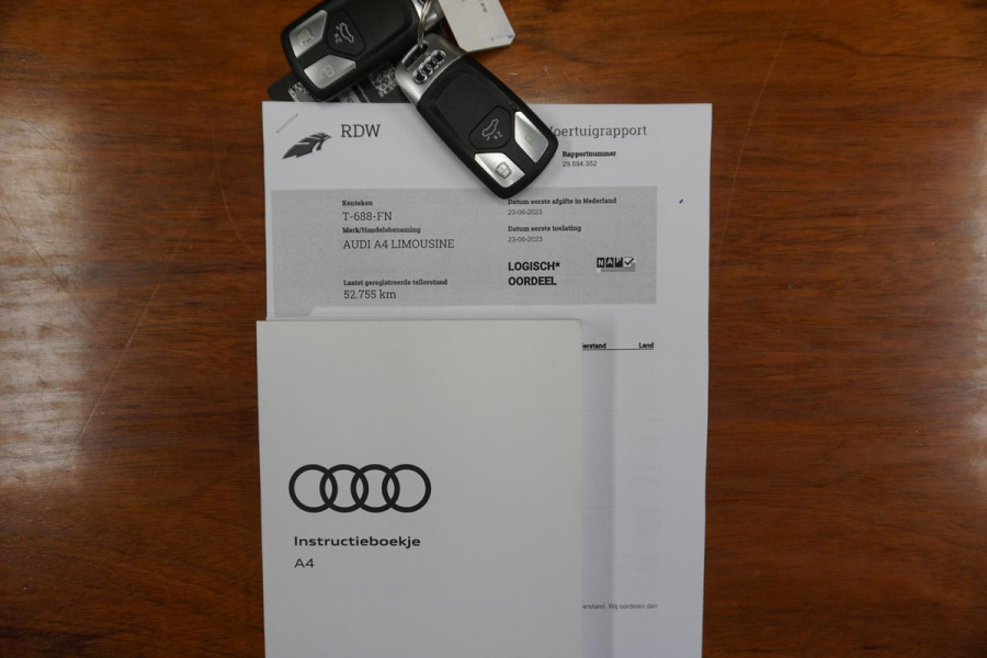 Audi A4 Limousine 35 TFSI 150PK Virtual Cockpit/Sportstoelen/ Origineel Nederlands/1e Eigenaar. Audi A4 Limousine 35 TFSI 150PK Virtual Cockpit/Sportstoelen/ Origineel Nederlands/1e Eigenaar.