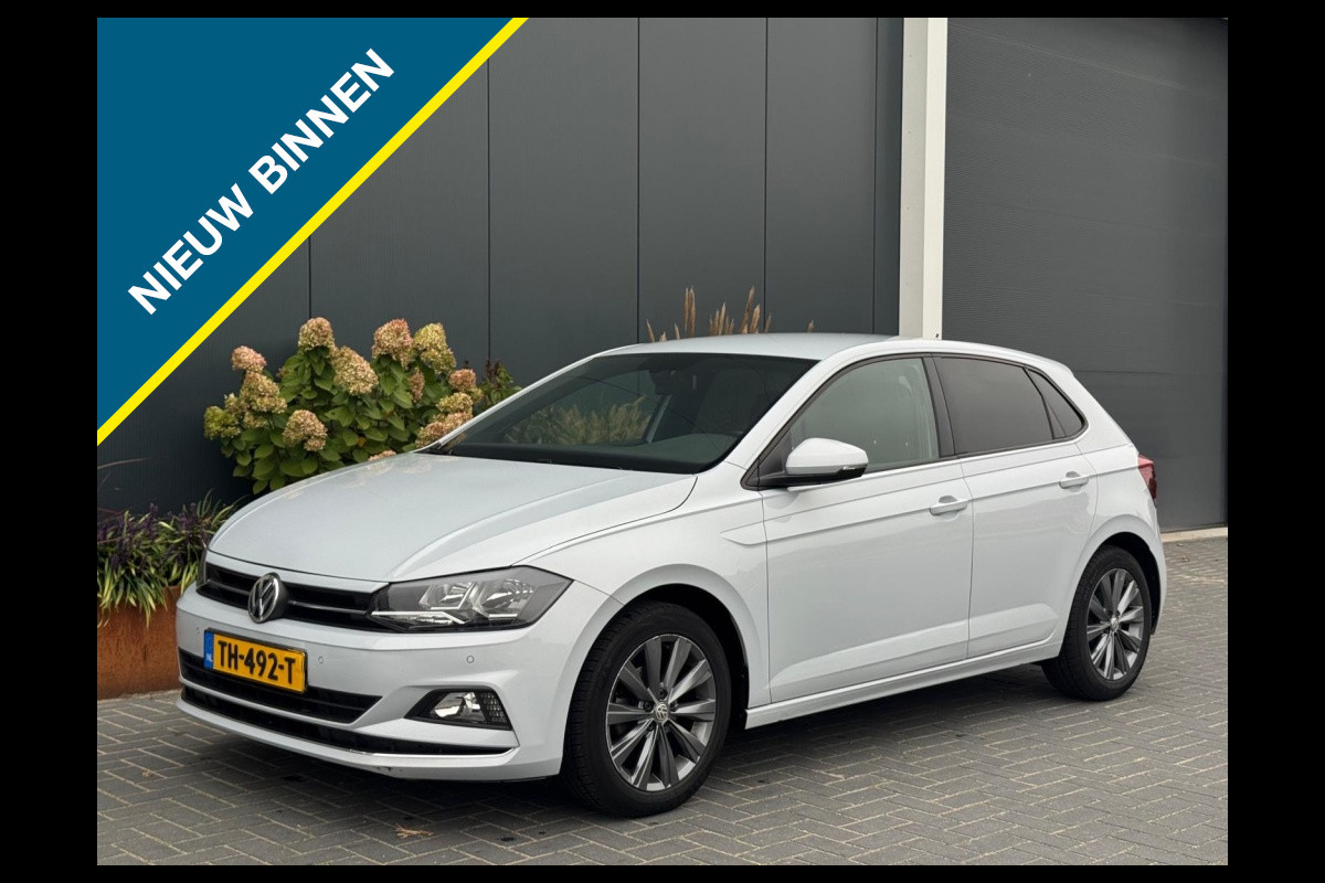 Volkswagen Polo 1.0 TSI Highline NAVI APPLE CARPLAY SPORTVELGEN PDC LEDER Volkswagen Polo 1.0 TSI Highline NAVI APPLE CARPLAY SPORTVELGEN PDC LEDER