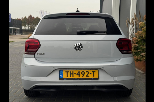 Volkswagen Polo 1.0 TSI Highline NAVI APPLE CARPLAY SPORTVELGEN PDC LEDER Volkswagen Polo 1.0 TSI Highline NAVI APPLE CARPLAY SPORTVELGEN PDC LEDER