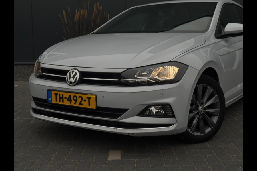 Volkswagen Polo 1.0 TSI Highline NAVI APPLE CARPLAY SPORTVELGEN PDC LEDER Volkswagen Polo 1.0 TSI Highline NAVI APPLE CARPLAY SPORTVELGEN PDC LEDER