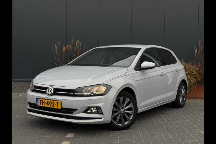 Volkswagen Polo 1.0 TSI Highline NAVI APPLE CARPLAY SPORTVELGEN PDC LEDER Volkswagen Polo 1.0 TSI Highline NAVI APPLE CARPLAY SPORTVELGEN PDC LEDER