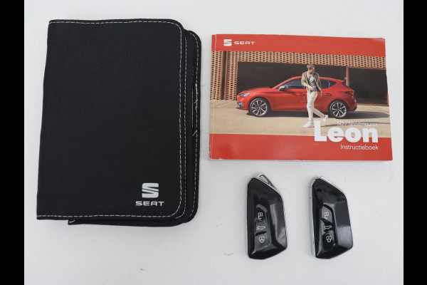 Seat Leon 1.5 TSI FR Business Intense | Trekhaak | Carplay | Adaptive cruise | Navigatie | Sportstoelen | Camera | Dodehoek detectie | Parkeerhulp | DAB | Full LED Seat Leon 1.5 TSI FR Business Intense | Trekhaak | Carplay | Adaptive cruise | Navigatie | Sportstoelen | Camera | Dodehoek detectie | Parkeerhulp | DAB | Full LED