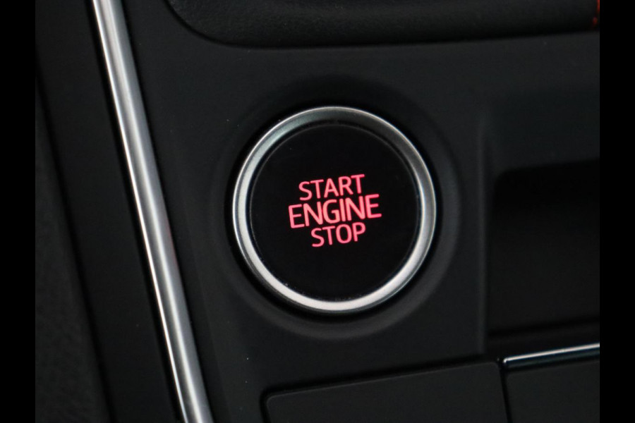 Seat Leon 1.5 TSI FR Business Intense | Trekhaak | Carplay | Adaptive cruise | Navigatie | Sportstoelen | Camera | Dodehoek detectie | Parkeerhulp | DAB | Full LED Seat Leon 1.5 TSI FR Business Intense | Trekhaak | Carplay | Adaptive cruise | Navigatie | Sportstoelen | Camera | Dodehoek detectie | Parkeerhulp | DAB | Full LED