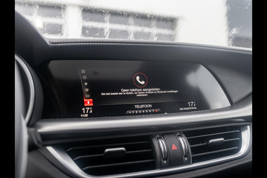 Alfa Romeo Stelvio 2.0 Turbo Aut. AWD B-Tech | Navi | Xenon | Camera | Veloce Int. | Schuif/Kanteldak | 20" | Apple Carplay | Keyless | Dashboard Leder