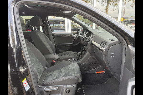 Volkswagen Tiguan Allspace 1.5 TSI Highline Business R 7persoons | R Line | Automaat | Pano Volkswagen Tiguan Allspace 1.5 TSI Highline Business R 7persoons | R Line | Automaat | Pano