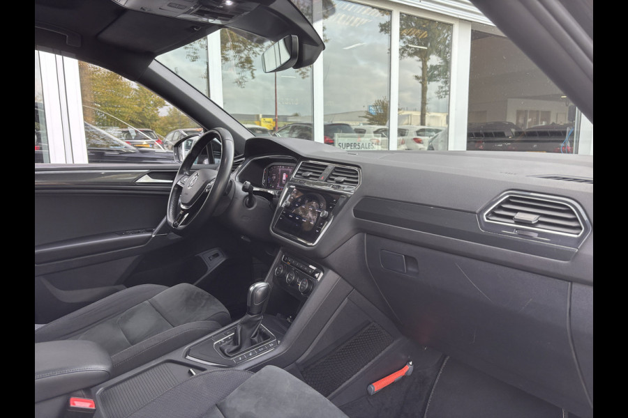 Volkswagen Tiguan Allspace 1.5 TSI Highline Business R 7persoons | R Line | Automaat | Pano Volkswagen Tiguan Allspace 1.5 TSI Highline Business R 7persoons | R Line | Automaat | Pano