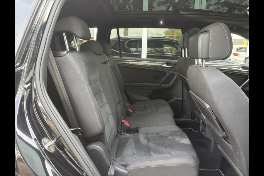 Volkswagen Tiguan Allspace 1.5 TSI Highline Business R 7persoons | R Line | Automaat | Pano Volkswagen Tiguan Allspace 1.5 TSI Highline Business R 7persoons | R Line | Automaat | Pano