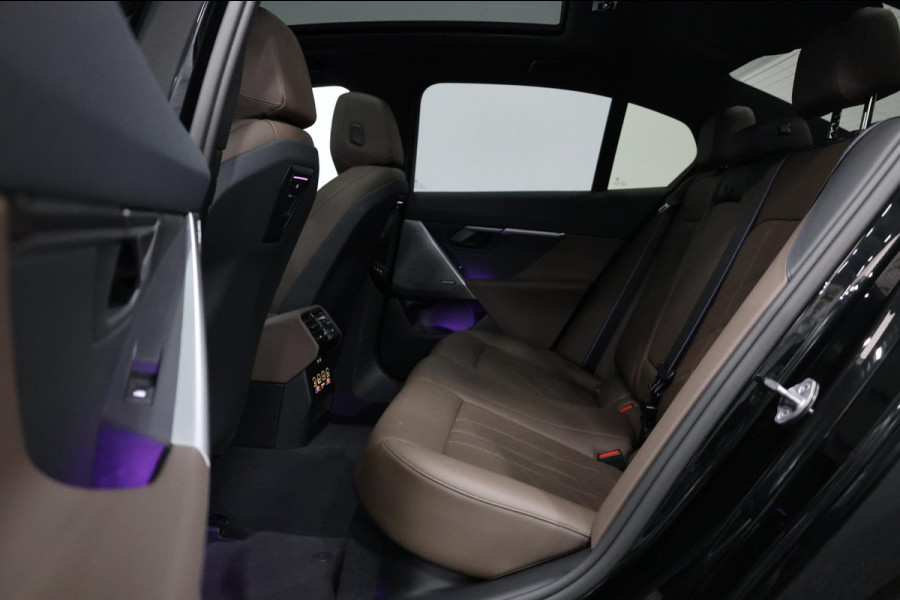 BMW 5 Serie 530e Individual M-Sport BTW/LASER/VIRTUAL/SFEER/PANO/LEER+S.VERWARMING+MEMORY/LMV/360/ACC/ECC/FABRIEKSGARANTIE!