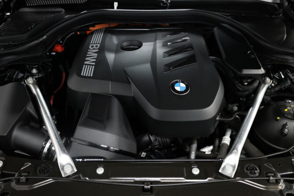 BMW 5 Serie 530e Individual M-Sport BTW/LASER/VIRTUAL/SFEER/PANO/LEER+S.VERWARMING+MEMORY/LMV/360/ACC/ECC/FABRIEKSGARANTIE!