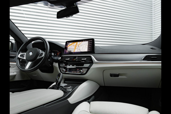 BMW 6 Serie Gran Turismo 640i xDrive M-Sport - Pano - Adaptive Air - Trekhaak - Stoelventilatie BMW 6 Serie Gran Turismo 640i xDrive M-Sport - Pano - Adaptive Air - Trekhaak - Stoelventilatie