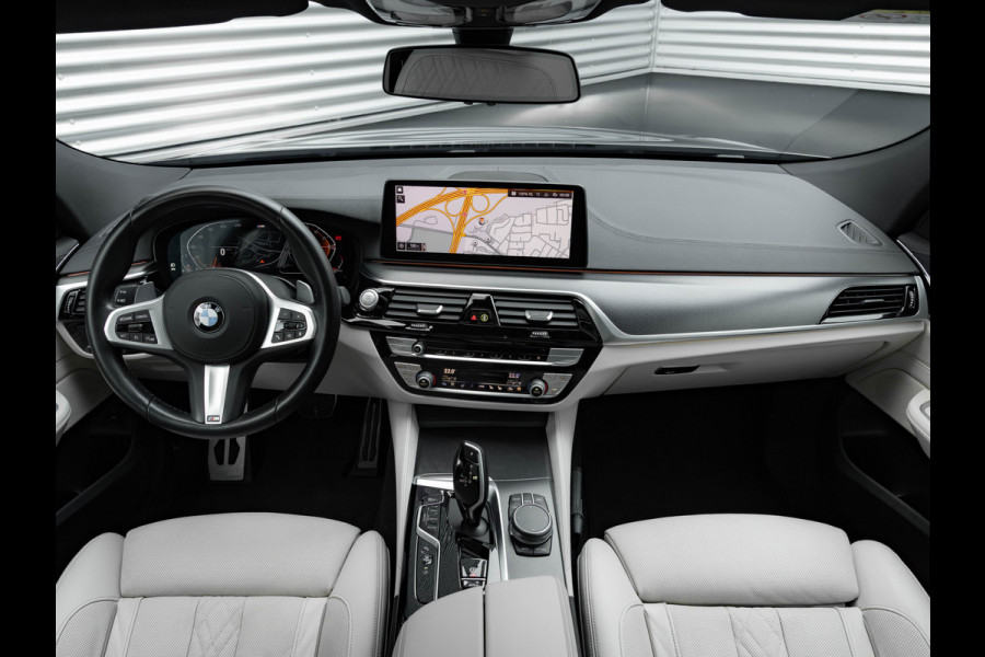 BMW 6 Serie Gran Turismo 640i xDrive M-Sport - Pano - Adaptive Air - Trekhaak - Stoelventilatie BMW 6 Serie Gran Turismo 640i xDrive M-Sport - Pano - Adaptive Air - Trekhaak - Stoelventilatie