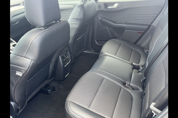 Ford Kuga 2.5 PHEV Titanium DRIVERPACK! WINTERPACK! Ford Kuga 2.5 PHEV Titanium DRIVERPACK! WINTERPACK!