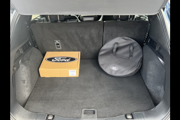 Ford Kuga 2.5 PHEV Titanium DRIVERPACK! WINTERPACK! Ford Kuga 2.5 PHEV Titanium DRIVERPACK! WINTERPACK!