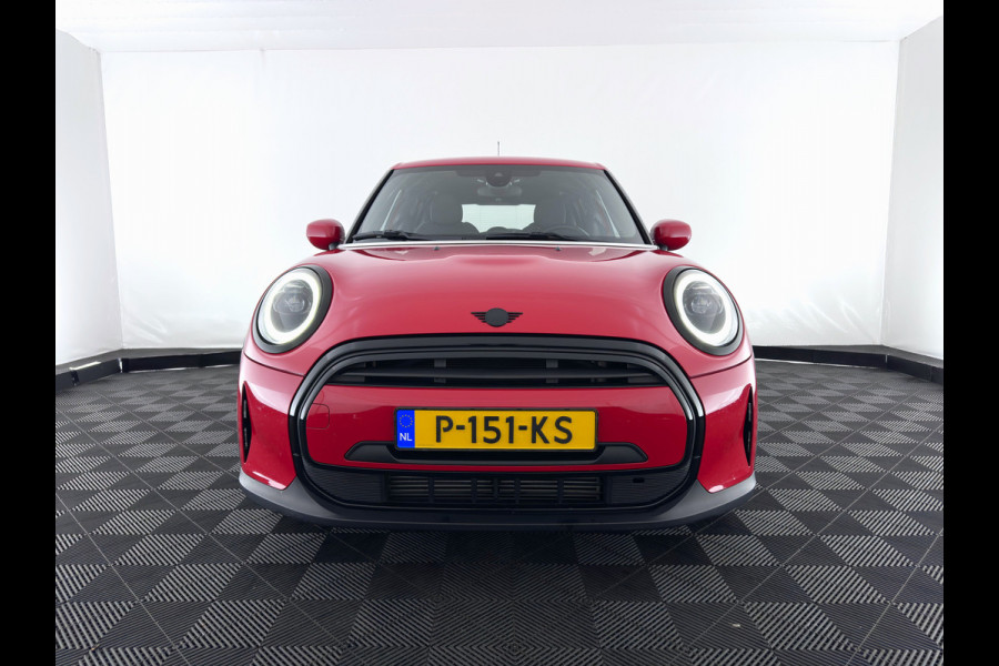MINI Mini 1.5 Cooper Business Edition (INCL-BTW) *LEATHER-FABRIC | FULL-LED | DIGI-COCKPIT | SPORT-SEATS | AMBIENT-LIGHT | NAVI-FULLMAP | DAB+ | AIRCO | CRUISE | PDC | 16''ALU*